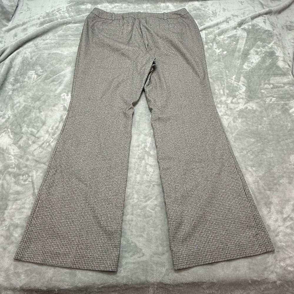 Worthington Grey Plaid Curvy Fit Trousers Women's Size‎ 16 Flare Leg - Picture 3 of 10